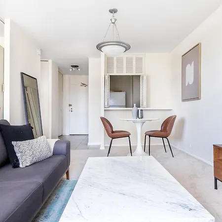 Apartment Lakeview Studio W Rooftop Pool Nr Wrigley Field Chi-377 Chicago
