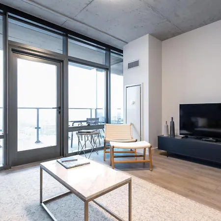 Lakeview 1br W Wd Gym Nr Lakefront Trail Chi-203 Chicago