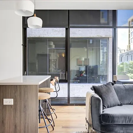 Apartment River N 1br W Gym Pool Wd Nr Mag Mile Chi-440