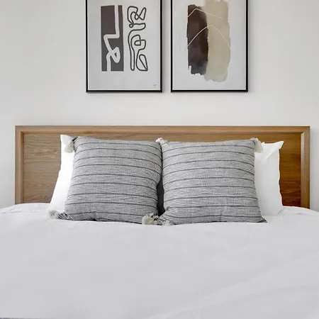 River W 2br W Rooftop Gym Nr Blue Line Chi-680 Apartment *
