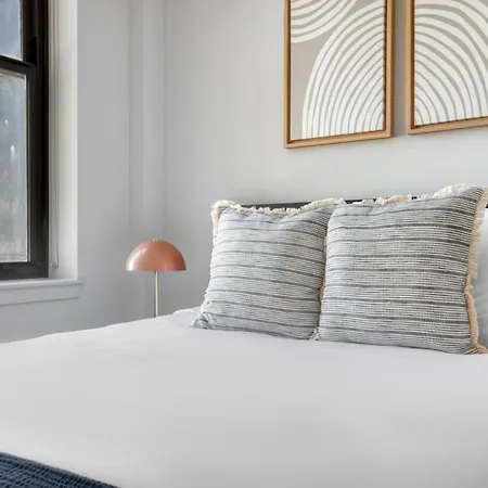 Loop 1br W Lounge Gym Roof Nr L Chi-692 * Chicago