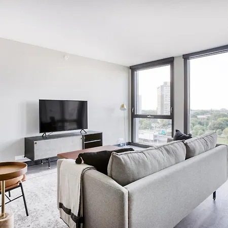 Medical District 1br W Gym Wd 1 Block To L Chi-429 Apartment *