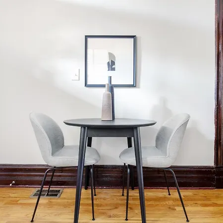 Lincoln Park 2br Nr L Clark St Dining Chi-336 *