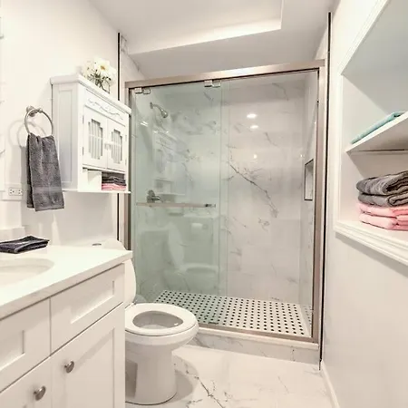 Serene Urban House Next Transit Near Downtown * Chicago