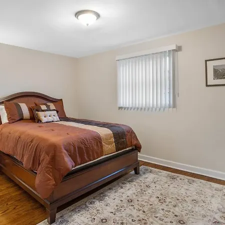 Apartment Charm