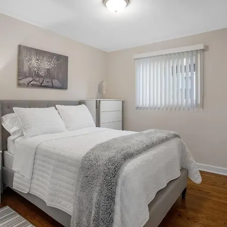 Apartment Charm