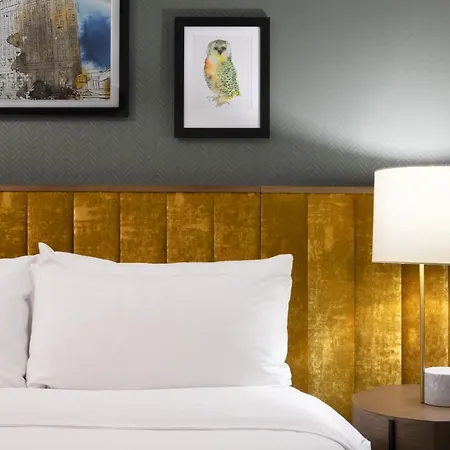 Voco Downtown - Riverwalk By Ihg
