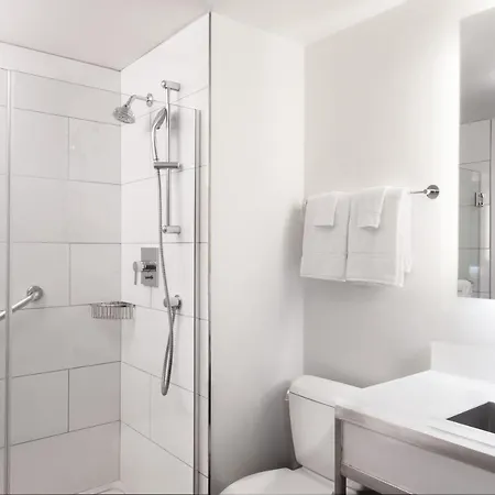 Hotel - Dwtn - The Mart By Ihg
