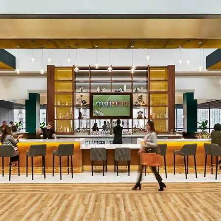 - Dwtn - The Mart By Ihg Hotel