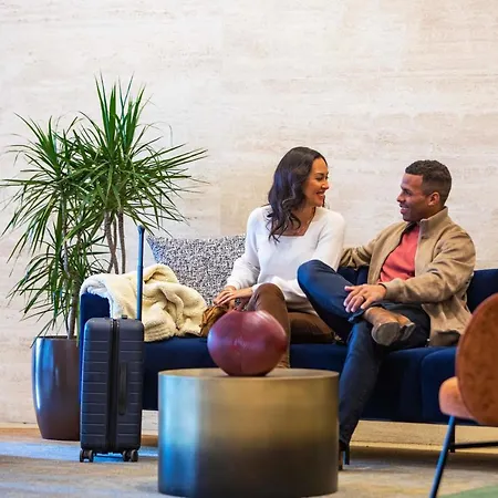 Voco Downtown - Riverwalk By Ihg