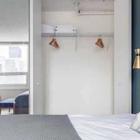 River N 2br W Gym Wd Nr Magnificent Mile Chi-160 * Chicago