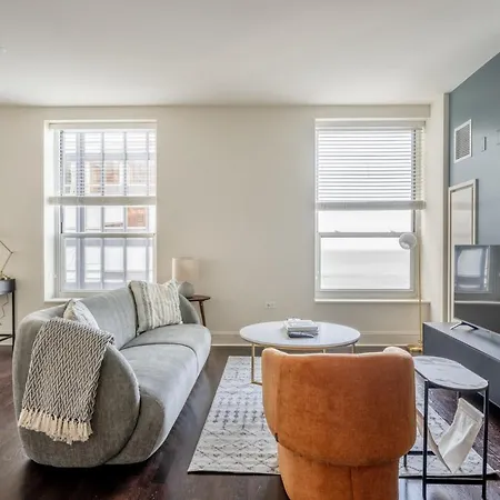 Apartment Streeterville 2br W Pool Roof Gym Nr Lakefront Chi-826 *