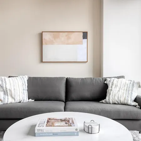 River West 1 Bedroom W Roof Lounge Gym Nr L Chi-853 Apartment