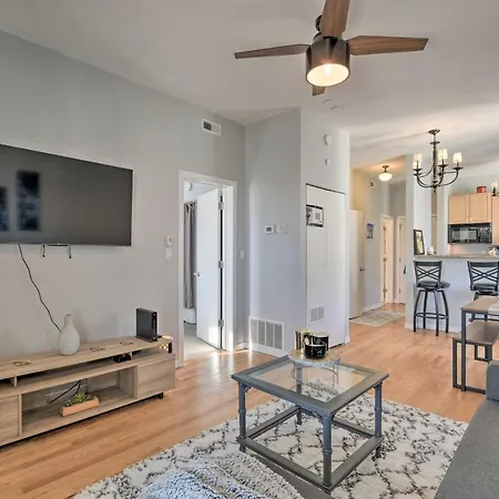 Elegant Retreat With Spacious Balcony! Apartment
