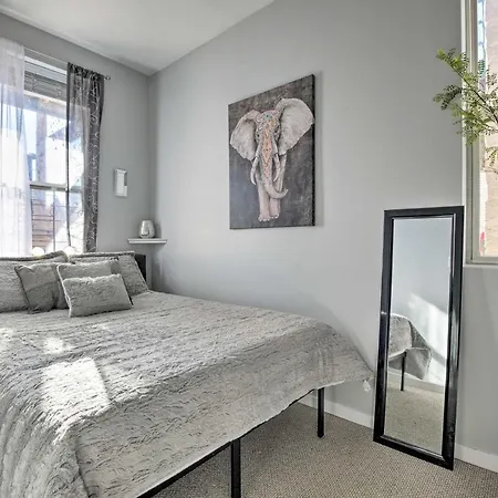 Elegant Retreat With Spacious Balcony! Apartment