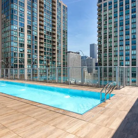 River N 2br W Gym Wd Bbq Pool Nr Mag Mile Chi-132