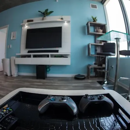 Apartment 2 Bed 2 Bath Smart Loft In Prime Location
