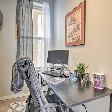 Apartment Elegant Retreat With Spacious Balcony!