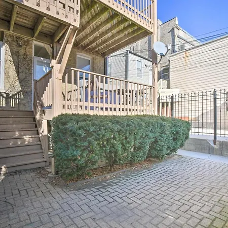 Elegant Retreat With Spacious Balcony!