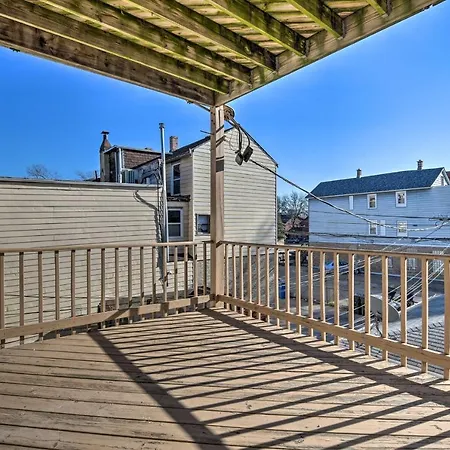 Elegant Retreat With Spacious Balcony!