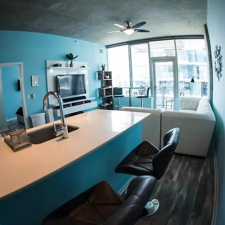 2 Bed 2 Bath Smart Loft In Prime Location Apartment Chicago