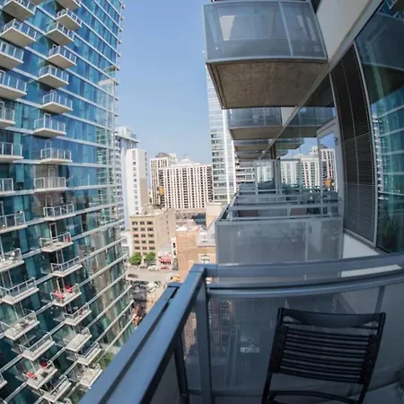 2 Bed 2 Bath Smart Loft In Prime Location Apartment *