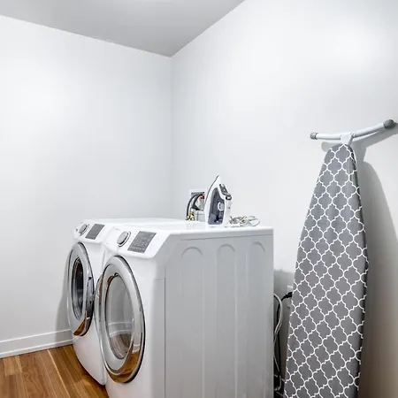 River N 3br W Gym Rooftop Nr L Park Chi-324 Apartment