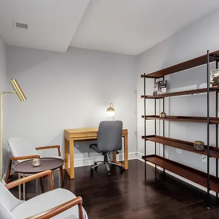 Streeterville 1br W Views Pool Deck Gym Chi-183 Apartment Chicago