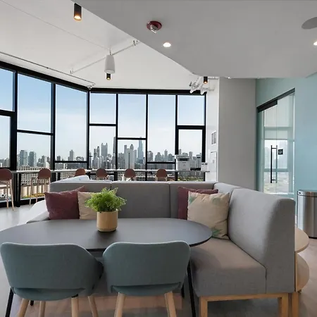 Apartment Avenir West Loop Penthouses With Iconic Views Chicago