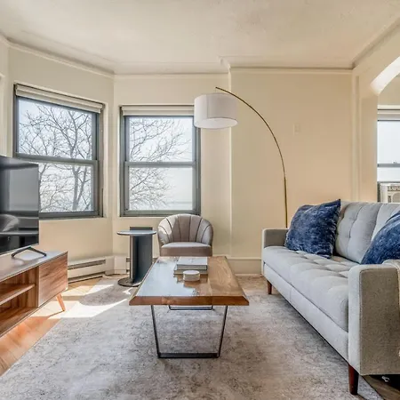 Gold Coast 1br W Doorman Gym Nr Mariano Park Chi-946 *