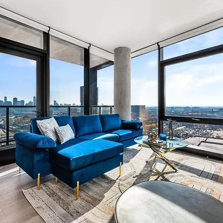 Avra Stylish Prime West Loop Location Near Union Park Apartment Chicago