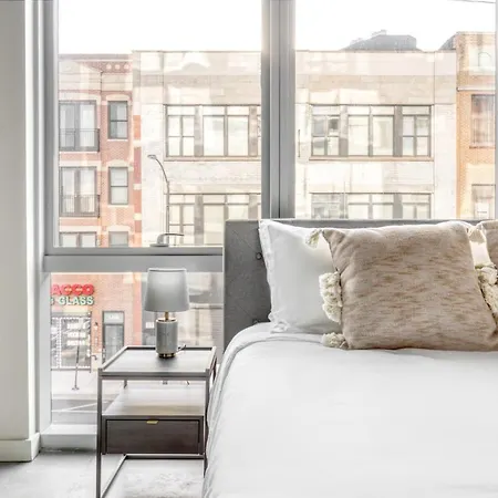 Wicker Park Studio W Bbq Roof Nr L Chi-841 *