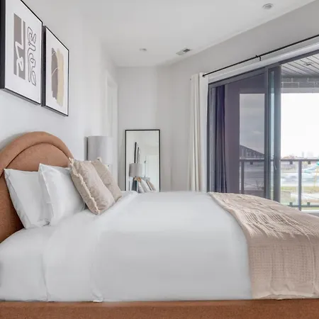 Bucktown 2br Nr I-90 Chi-844 *