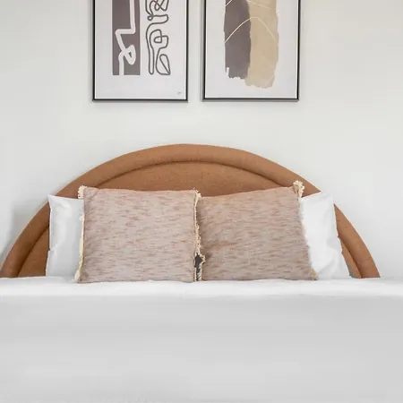Bucktown 2br Nr I-90 Chi-844 Apartment Chicago