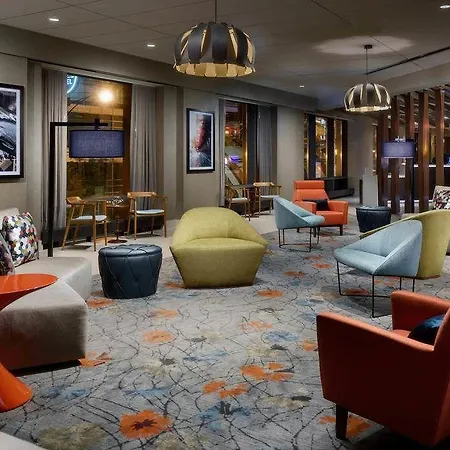 Hotel Springhill Downtown/river North