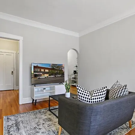 Inviting With Well-equipped Kitchen - Milwaukee 2f * Chicago