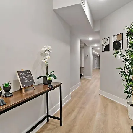 2br Luxurious With In-unit Laundry - Ashland B Apartment