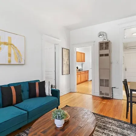 2-bedroom Cozy In Prime Location - Clark 2 Chicago