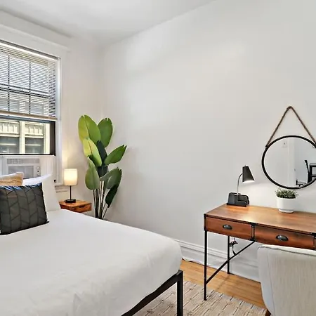2-bedroom Cozy In Prime Location - Clark 2 *