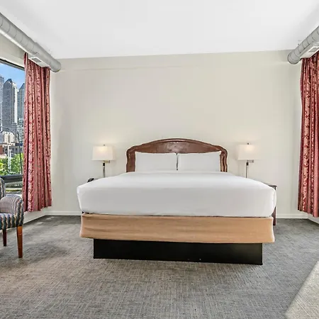 Ohio House 3* Chicago
