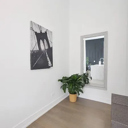 Apartment 4-bedroom Penthouse W/ 2 Large Balconies & Rooftop Chicago