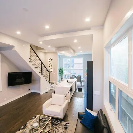 Holiday home Magnificent New W/8 Beds & Free Parking Chicago