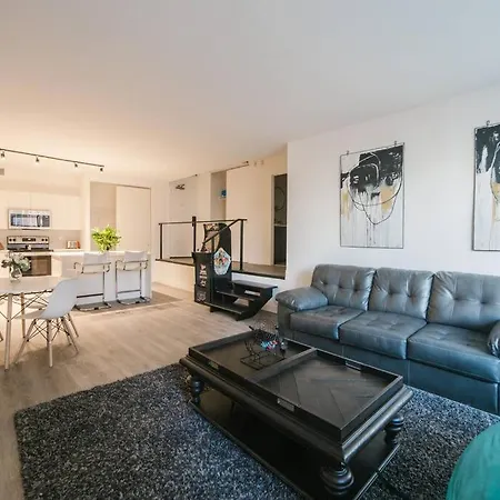 Apartment 20th Floor Gold Coast Lux Apt W/ Pool And Gym