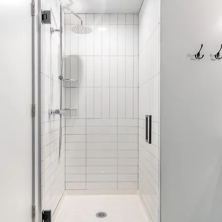 Apartment River N 1br W Gym Pool Nr L Stop Chi-358 Chicago