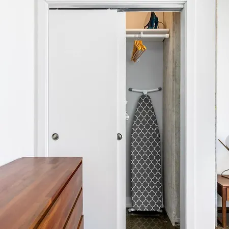 River N 1br W Gym Pool Nr L Stop Chi-358 Chicago