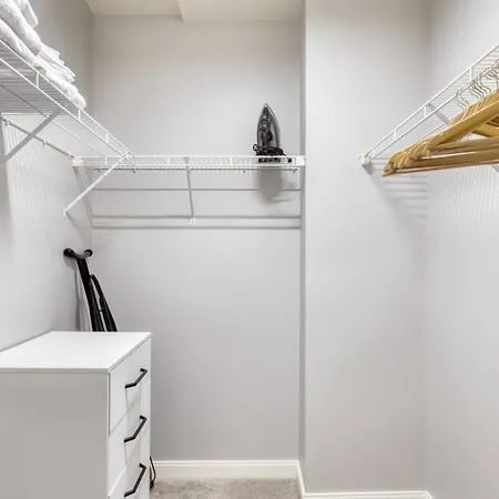 Apartment Loop 1br W Pool Gym Lounge Nr Riverwalk Chi-634 Chicago