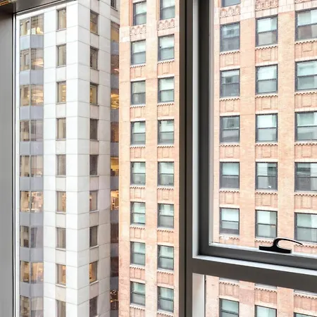Loop 1br W Pool Gym Lounge Nr Riverwalk Chi-634 *