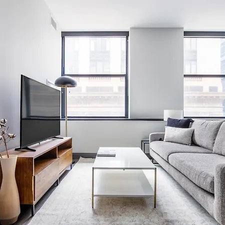 Loop 1br W Wd Gym Rooftop Pool 2 Blocks To L Chi-382 Chicago