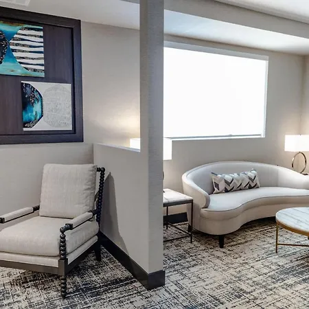 Springhill By Marriott Chinatown