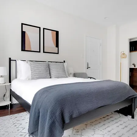 Apartment Gold Coast W Gym Roof Nr Mag Mile Chi-619 *